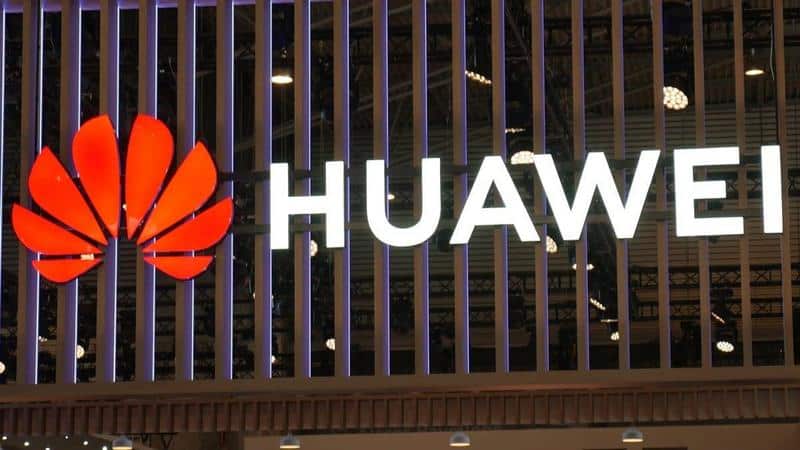 Huawei's tri-fold phone: double the folds, double the price