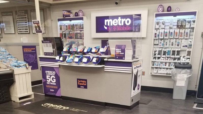 Metro: $100 rebate after two-month loyalty