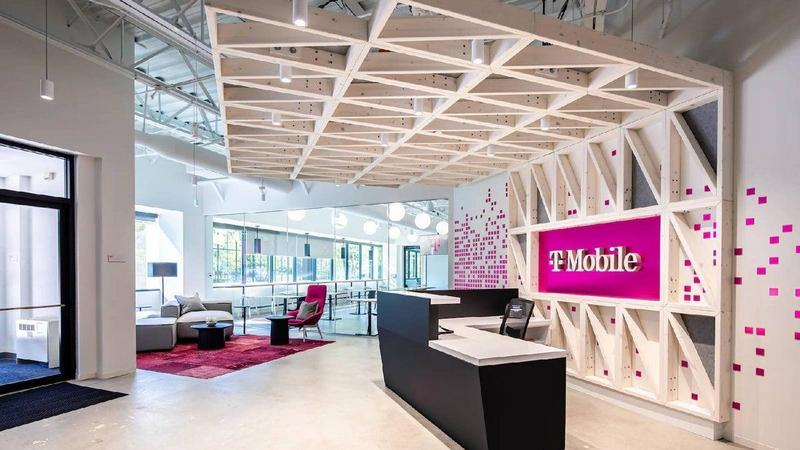 T-Mobile's shady links unveil controversial customer policy change