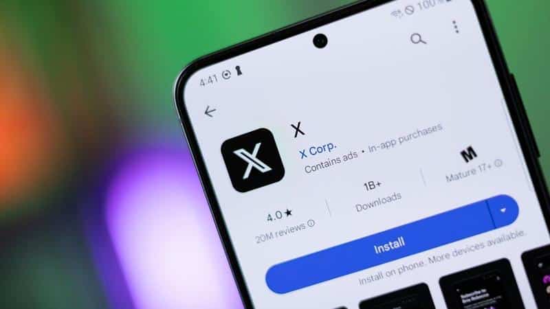 Musk's AI Chatbot Rival Goes Mobile: X-Free iPhone Beta Launches