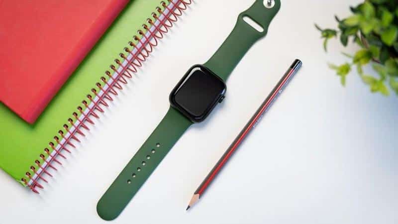 Toxic chemicals discovered in major tech brands' smartwatch bands