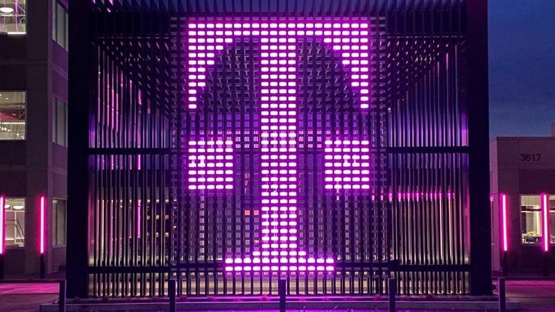 Charter-employee-leaks-trade-secrets-to-T-Mobile