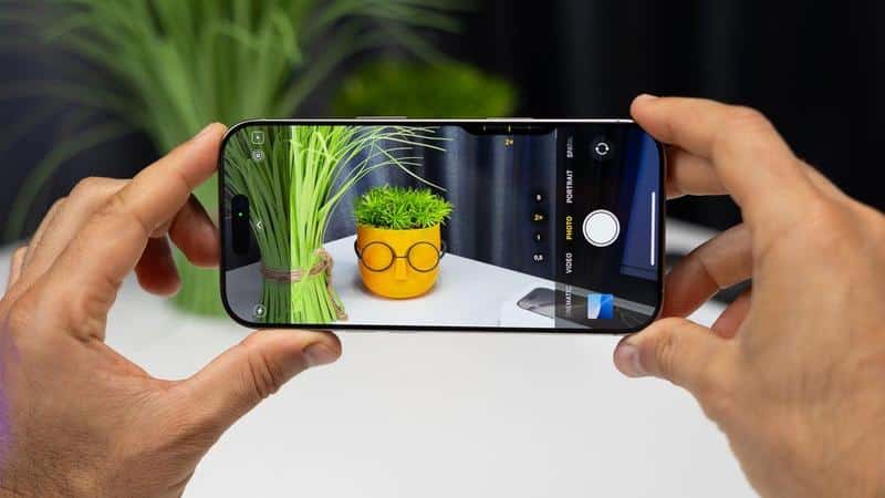 Budget phone outshines expensive rivals in photo contest