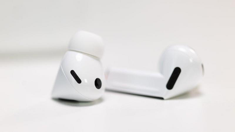 Galaxy-Buds-3-Pro-Face-Significant-Charging-Issues