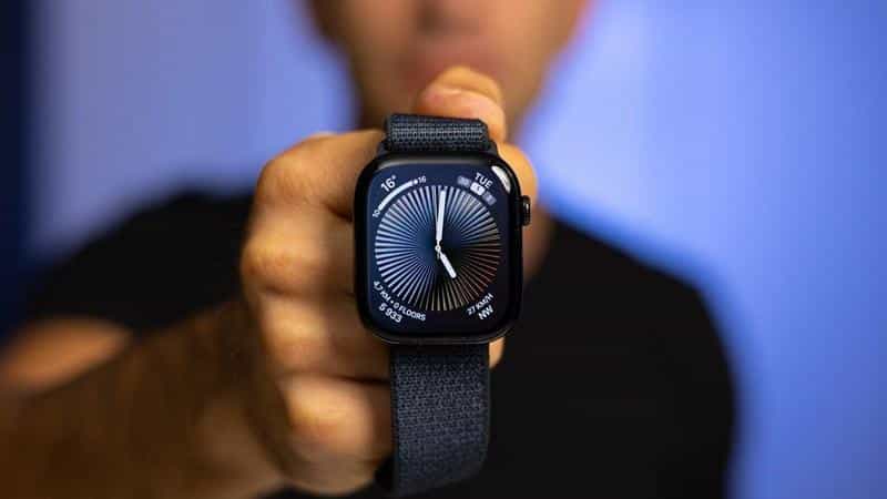 Apple Watch to gain cameras and visual AI, report suggests