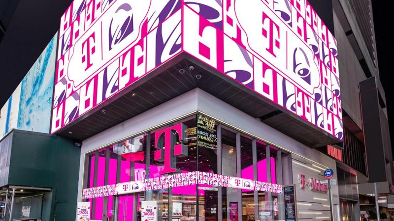 T-Mobile customers: Stay calm, don't blame affected users