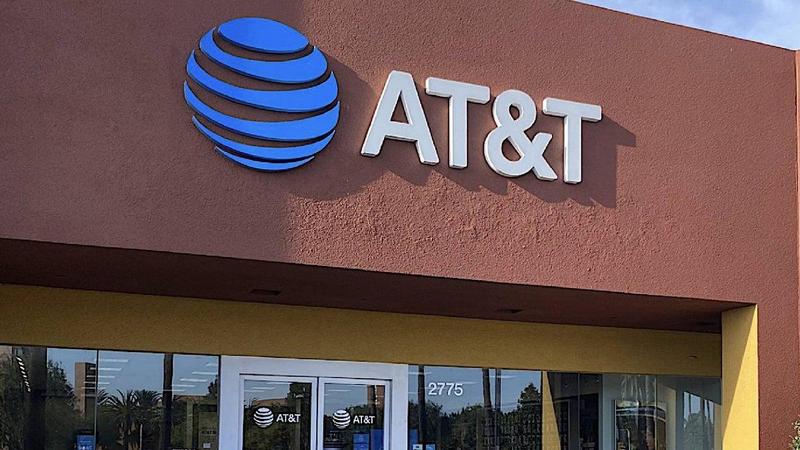 AT&T court win: carriers celebrate, customers lose