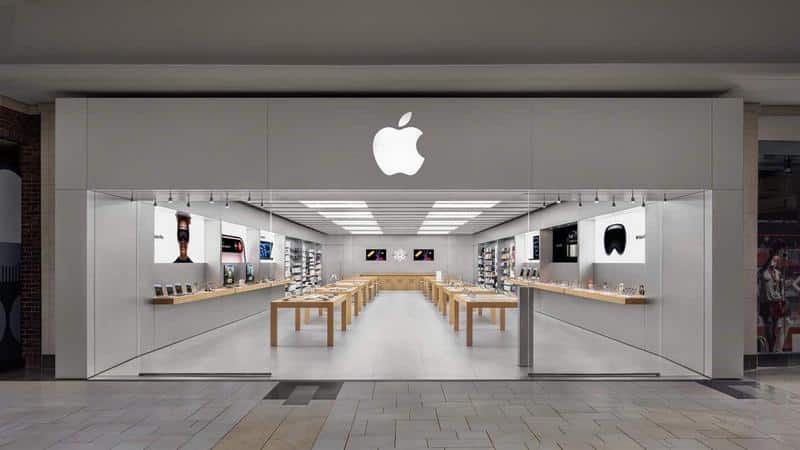 Apple's High-Stakes Tightrope: Navigating Complex Challenges