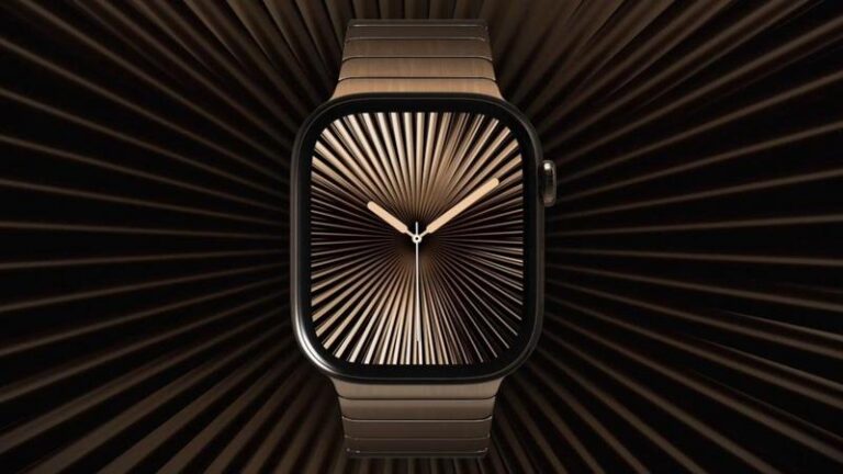 First-American-Pope-Embraces-Tech-With-Apple-Watch