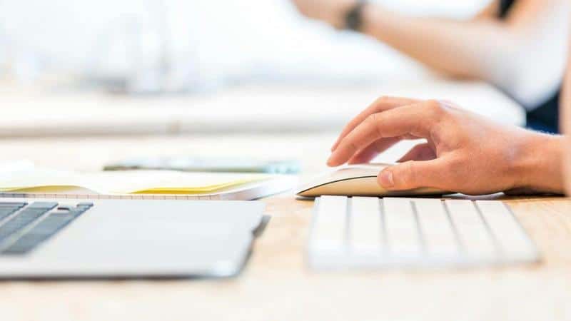 future-magic-mouse-transforms-macbook-into-vision-pro-like-experience